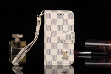 Louis Vuitton White Checkered Wallet Case for iPhone 12 11 13 14 Pro Max Xs Max XR 7 8 Plus