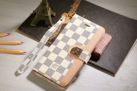 Louis Vuitton Monogram Wallet Case for Samsung Galaxy S23 S22 Ultra S21 S20 Plus Note 10 Note 20 Ultra