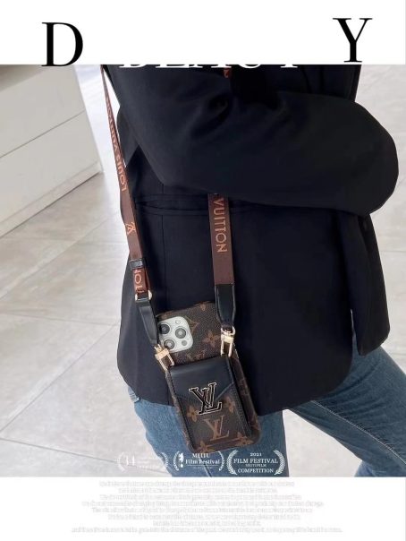 [HOT] Louis Vuitton Black Monogram Back Wallet Case iPhone 15 14 13 12 11 Pro Max