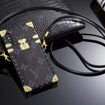 Louis Vuitton Eye Trunk Case for Samsung Galaxy S22 S21 Ultra Plus Note 10 20 Ultra – Eclipse