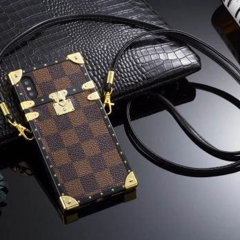 Louis Vuitton Eye Trunk Case for Samsung Galaxy S22 S21 Ultra Plus Note 10 20 Ultra – Brown checkerboard